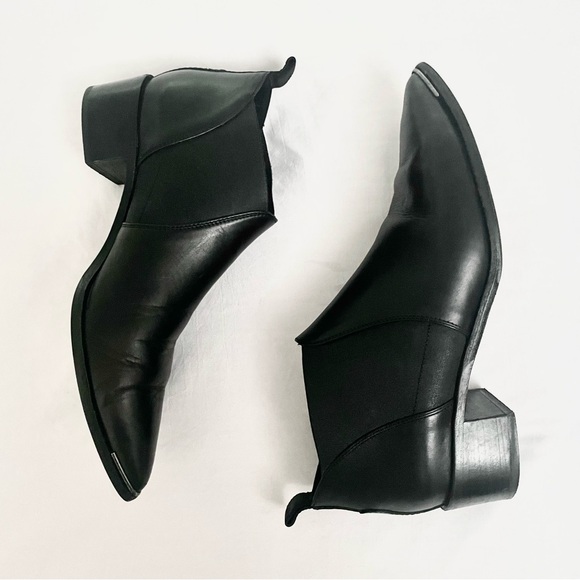 Acne Studios Size 40 Jenny Black Pointed Toe Low Ankle Chelsea Bootie/Boots - Picture 9 of 12